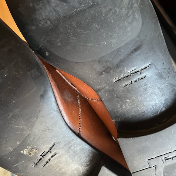 Worn men Ferragamo loafers size 10 1/2 - Picture 3 of 3